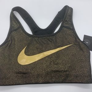 Nike Swoosh Medium Support Non-padded sports bra